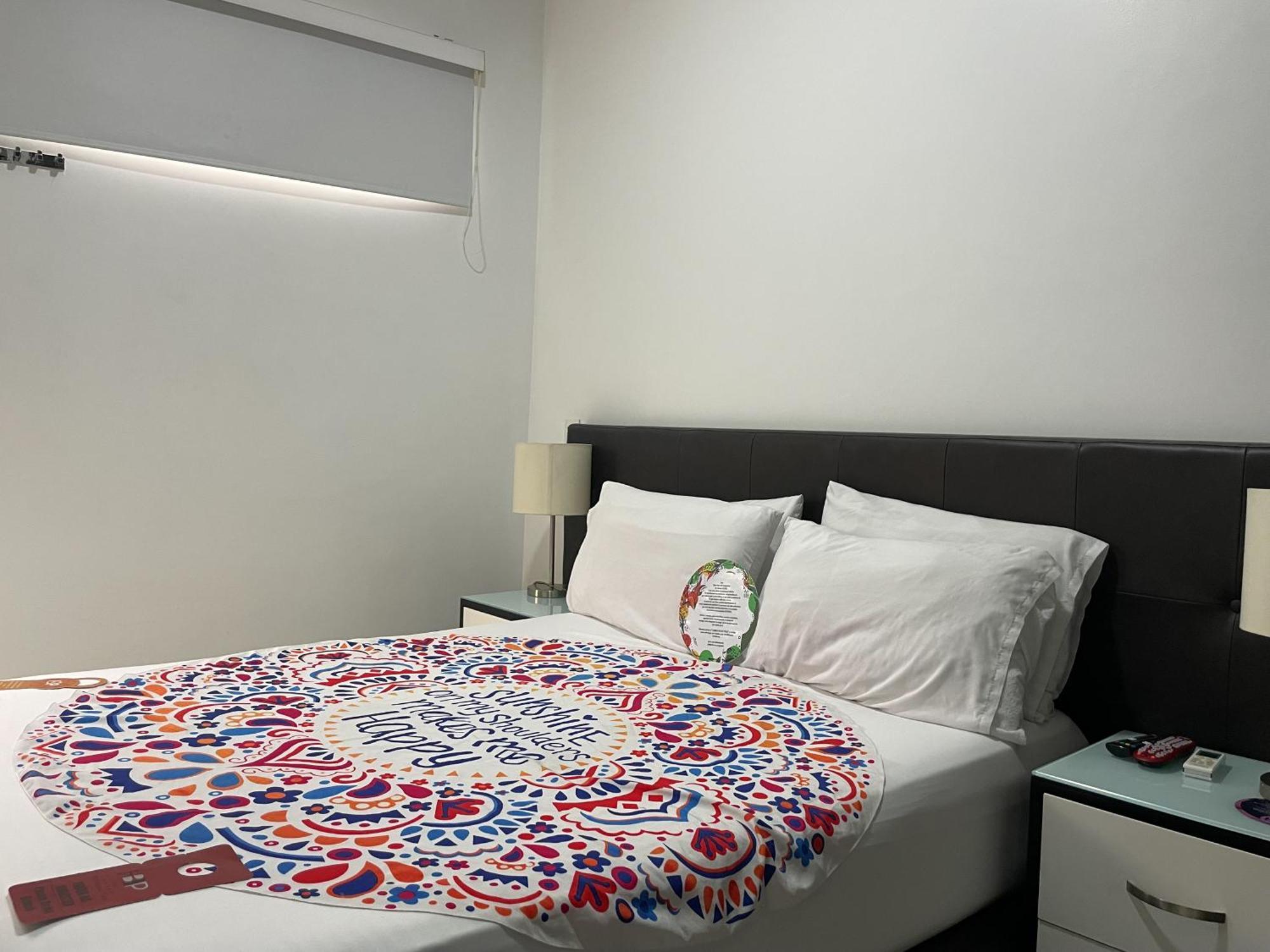 Hotel Bolivariana Plaza Medellin Bagian luar foto
